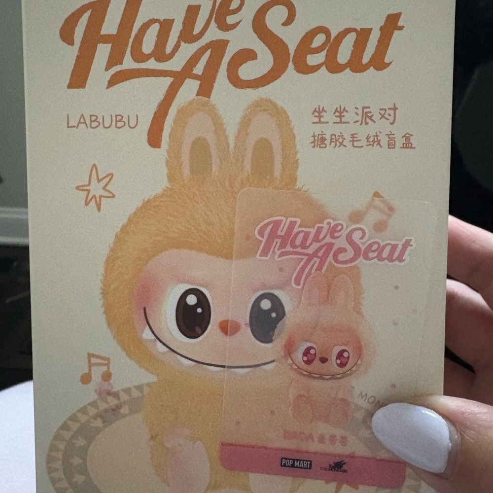 Pop MART HAVE A SEAT LABUBU DADA NIB